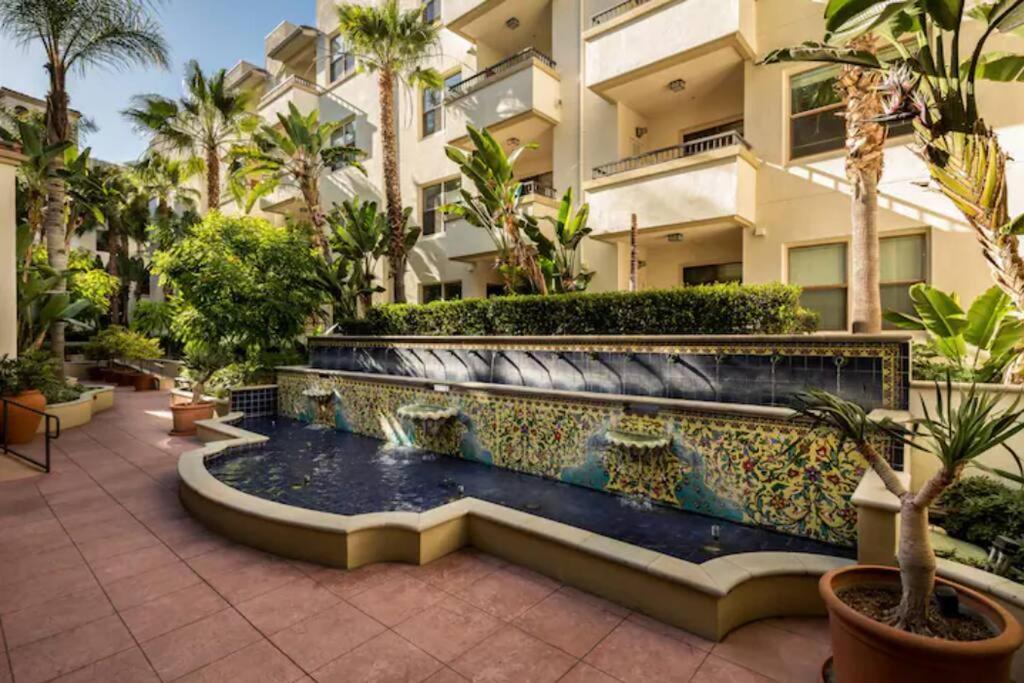 Cozy 2 Bedroom 2 Bathroom With Pool, Gym,