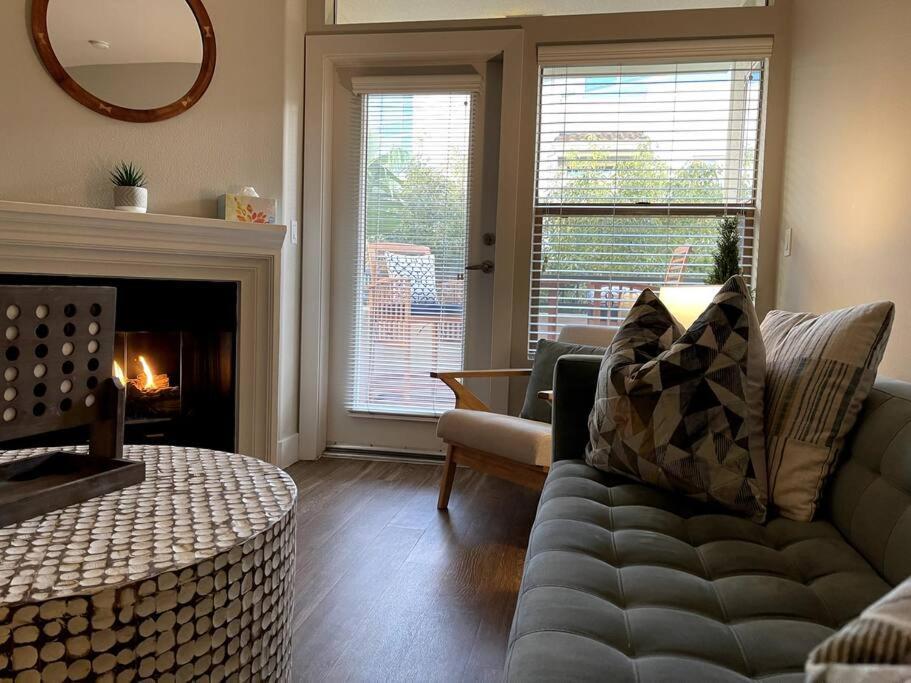 Cozy 2 Bedroom 2 Bathroom With Pool, Gym, Apartahotel